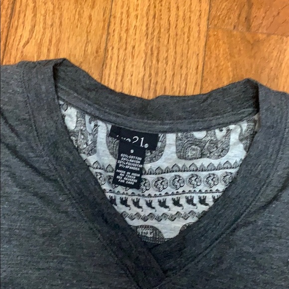 Gray Long Sleeve Elephant Shirt - Picture 4 of 4